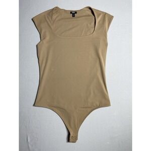 Express Body‎ Contour Bodysuit Womens M Tan Square Neck Cap Sleeve Thong